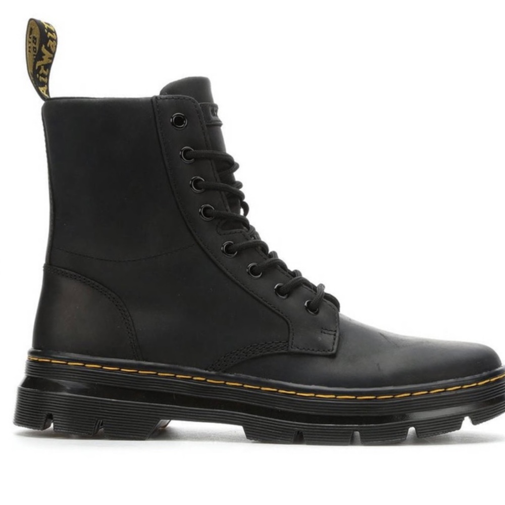 MEN'S DR. MARTENS COMBS LEATHER COMBAT BOOTS SIZE 9